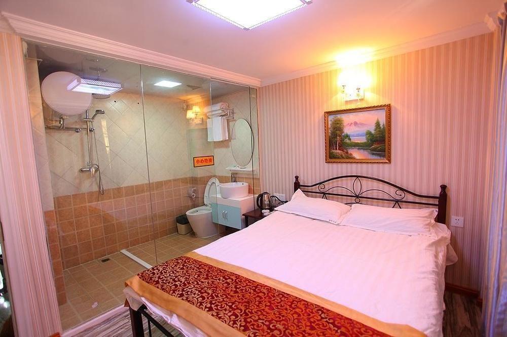 Nuanba Cabin Hotel Xiamen Exterior photo